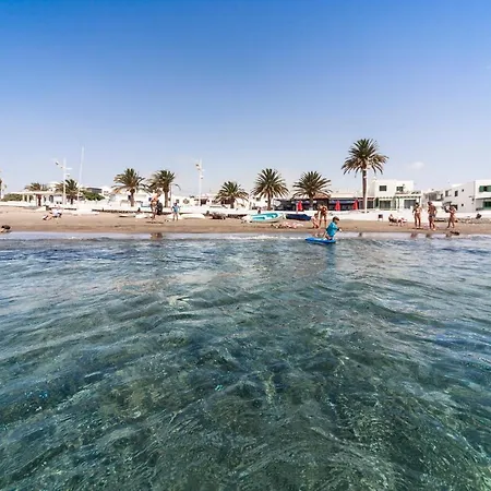 Luxury Beach Ocean Views Apartment
