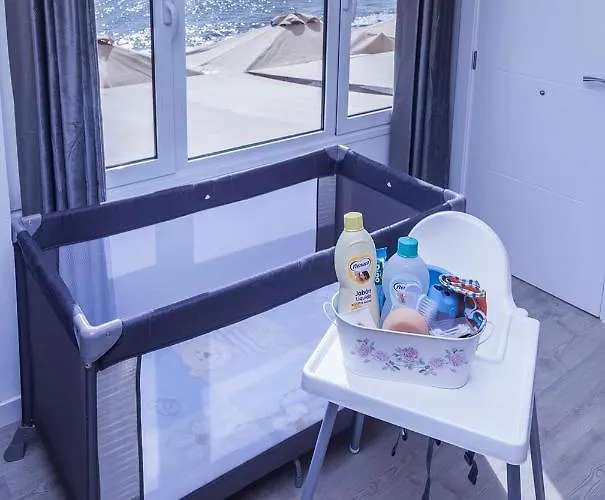 Luxury Beach Ocean Views *